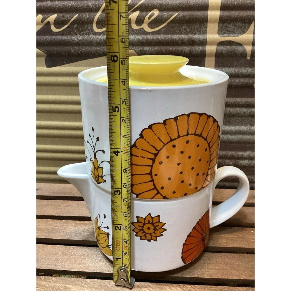 Up-Beat Stoneware Made In USA Creamer & Sugar w/ Lid Stacking Sunflower Floral